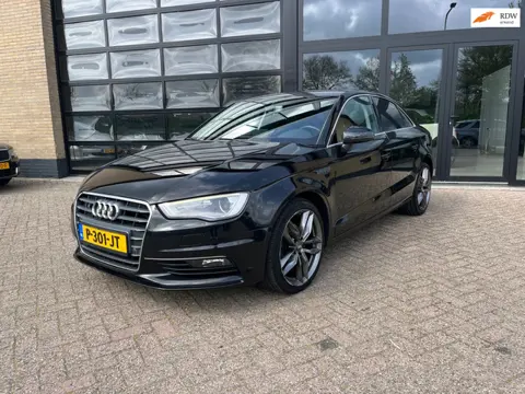 Audi A3 Limousine 1.6 TDI Design Pro Line Plus, Navi, Led, zuinig