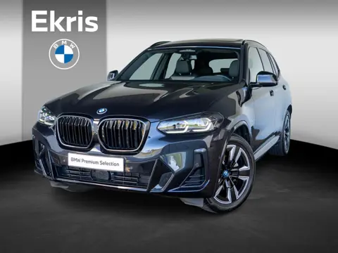 BMW iX3 | Executive | Parking Pack | Achteruitrijcamera | Stoelverwarming | Driving Assistant Profes