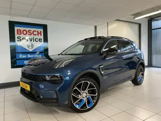 Lynk & Co 01 1.5 Panoramadak / Apple carplay android / 360 Camera