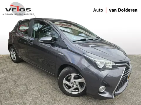 Toyota Yaris 1.5 Hybrid Trend Navi/Lm velgen (bj 2016)