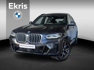 BMW X3 xDrive20i | M Sportpakket | Stuurwielrand verwarmd | Achteruitrijcamera | Panoramadak | Stoel
