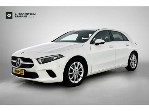 Mercedes-Benz A-klasse 200 Premium Plus AANBIEDING! (Dealer Onderhouden, Navi, StoelV, Lane Assist, 