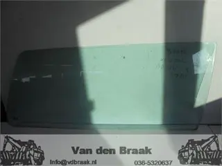 Volkswagen Polo Coupe 1986-1994 Zijruit rechtsachter