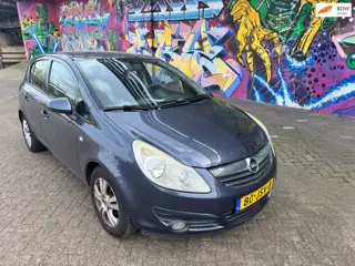 Opel Corsa 1.4-16V Enjoy apk 10-4-27. airco werkend 5 deuren rijd goed elektrische ramen mist 1 spor