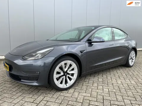 Tesla MODEL 3 Long Range AWD 75 kWh/ SOH 88%/ 21400 netto