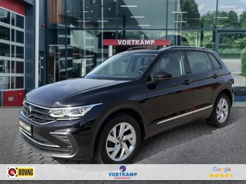VOLKSWAGEN TIGUAN 2.0 TDI DSG 4-MOTION LIFE TREKHAAK/PANO-DAK/CAMERA/ACC/LED/STOEL+STUURVERW