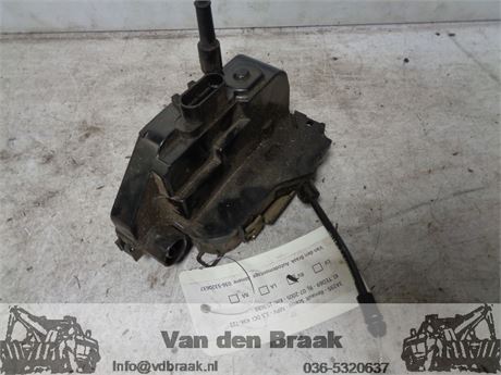 Renault Scenic 2003-2006 Deurslot rechts voorzijde