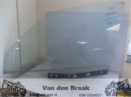 Mazda Demio 2000-2003 Portierraam links voor