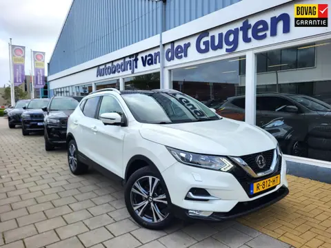 Nissan Qashqai 1.2 Visia / Camera / Afneembare Trekhaak / Panodak / Stoelverwarming / 79.000 Km /