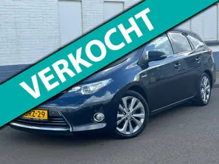 Toyota Auris Touring Sports 1.8 Hybrid Lease Pro/Pano/Keyless/Camera/Leder