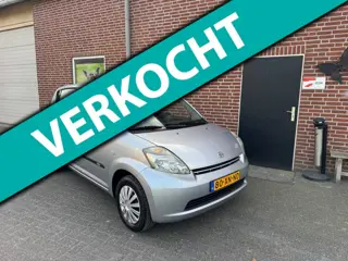 Daihatsu Sirion 2 1.0-12V Premium 5 Deurs, NW apk, Zeer Netjes