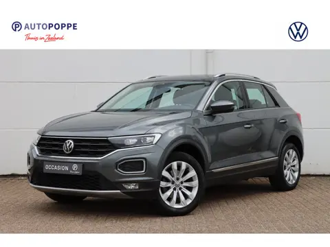 Volkswagen T-Roc 1.0 TSI Sport | Adaptive | Sensoren | Trekhaak