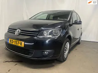 Volkswagen Touran 1.6 TDI Highline BlueMotion - Schade