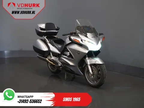 Honda ST 1300 Pan European Weinig KM!/ ABS/ Koffers