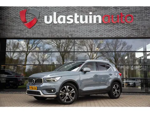 Volvo XC40 2.0 T4 Inscription , Panoramadak, Trekhaak, Adap. cruise,