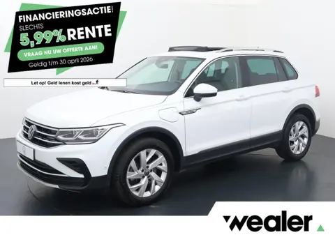 Volkswagen Tiguan 1.4 TSI eHybrid Elegance | 245 PK | SoH 89% | Panoramadak | Matrix LED koplampen |