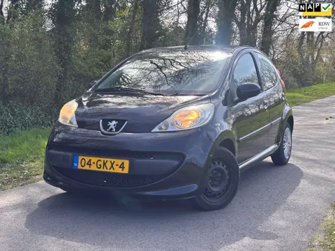 Peugeot 107 1.0-12V XS | Toerenteller + Airco + 5 Deurs Nu € 1.750,- !!!