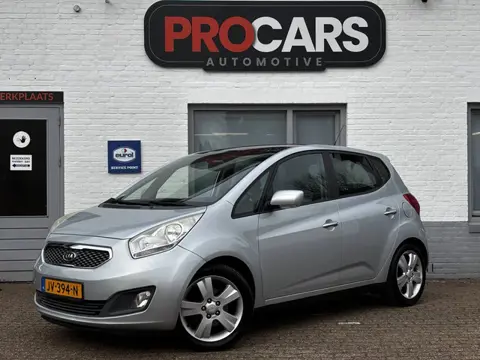Kia Venga Kia Venga 1.6 AUTOMAAT / Hoge instap/ Pano / Cruise / Onderh