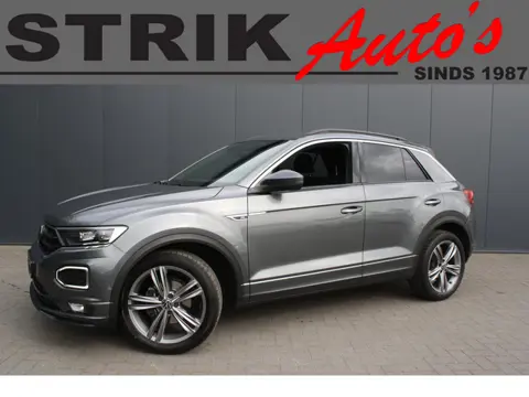 Volkswagen T-Roc 1.5 TSI Sport Business R-LINE - VIRTUAL COCKPIT - NAVIGATIE - PDC - CAMERA