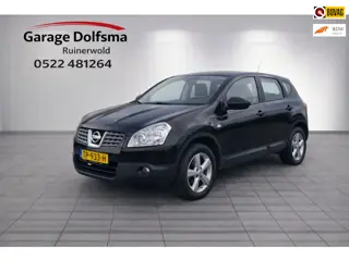 Nissan Qashqai 2.0 Connect Edition-PANO-