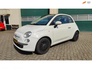 Fiat 500 1.2 Lounge pano dak, airco