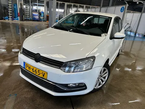 Volkswagen Polo MET NAVIGATIE, AIRCO & EVT NIEUW APK!