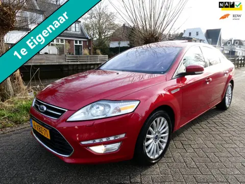 Ford Mondeo 1.6i Platinum 5-drs 160pk 1e eig. Clima Navi Schuifdak Trekhaak 1600kg