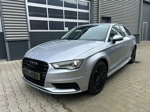 Audi A3 Limousine 1.4 TFSI Ambition Pro Line Plus uitlaatklep.