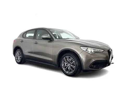 Alfa Romeo Stelvio 2.2d Super Aut. *LEATHER-FABRIC | BI-XENON | DAB+ | NAVI-FULLMAP | COMFORT-SEATS 