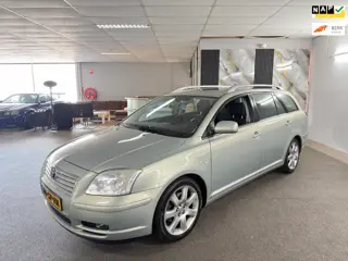 Toyota Avensis Wagon 2.0 VVTi Linea Luna Apk Nieuw,Clima,Cruise,Parksensor,Trekhaak,Lm velgen,2 sleu