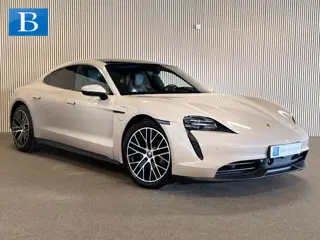 Porsche Taycan Performance 93 kWh-WARMTEPOMP-PANO-BIJRIJDER DISPLAY-HEAD UP-ZEER COMPLEET