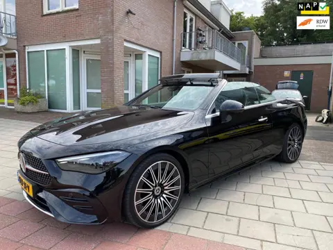 Mercedes-Benz CLE Cabriolet 200 AMG Line VOLL OPTIES 1E EIGENAAR 31146 KM