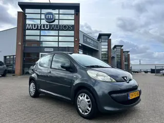 Peugeot 107 1.0-12V XS 5deurs APK