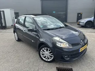 Renault Clio 1.4 Dynam. Pano Elek Cruise Airco Lage KM