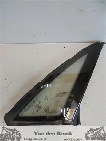 Audi A8 Sedan 1994-2002 Scheerraam rechts achter