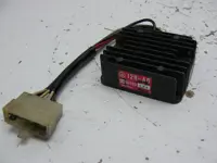 Regulator rectifier  Yamaha YX 600 Radian 1985 - 1990