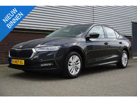 Skoda Octavia 1.0 e-TSI Business Edition/DSG-7/Dealeronderhouden /1e Eigenaar.