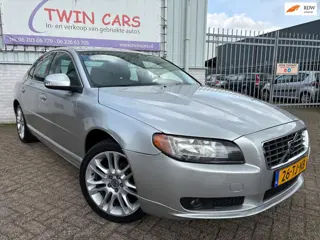 Volvo S80 2.5 T Momentum Leer Navi Automaat