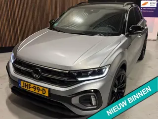 Volkswagen T-ROC 1.5 TSI Automaat 3 x R-Line CAMERA IQ LIGHT TREKHAAK BTW GARANTIE