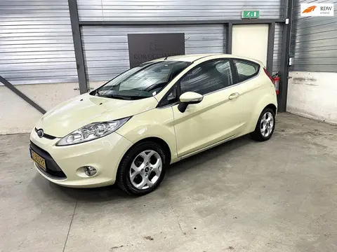 Ford Fiesta 1.25 Trend airco bluetooth distributie vervangen