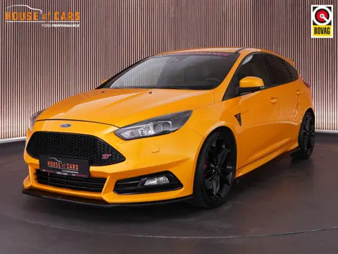 Ford Focus 2.0 296pk ST-3 |Stage 2 REVO|Milltek|Maxton|Apple Carplay & Android Auto|Cruise control|E