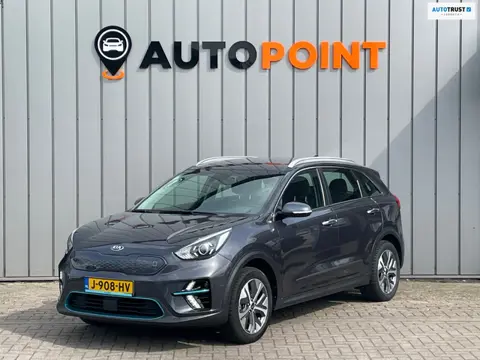 Kia E-Niro DynamicLine 64 kWh 1E EIG DEALEROND|CAMERA|STOELVRM+STUURVRM|LEDER|NAVI|APPLECARPLAY|LANE