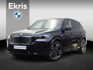 BMW iX1 eDrive20 | M Sportpakket Pro | Head-Up | Parking Assistant Plus | Driving Assistant Plus | C