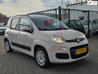 Fiat Panda 0.9 TwinAir Lounge 1e eigenaar navigatie uniek km org nl auto airco elektrische ramen cv 
