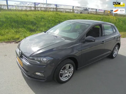 Volkswagen Polo Volkswagen Polo 1.0 MPI benzine airco lmv 53.000km eerste eigenaar