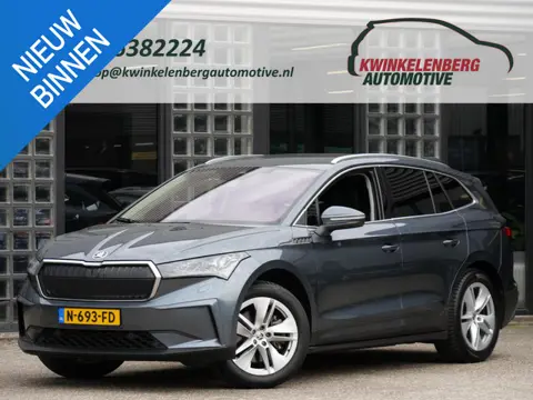 Skoda Enyaq iV 80 1ST EDITION/ LEER/ ADAPTIVE CRUISE/ ELEKT. KLEP/ TREKHAAK/ BLIND SPOT/ SOH 93%