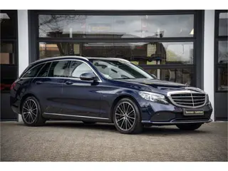 Mercedes-Benz C-Klasse Estate 300 de Luxury Limited | Pano | Lucht vering