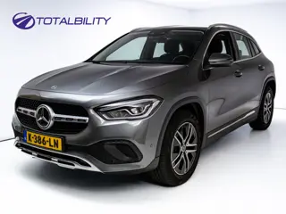 Mercedes-Benz GLA 200 Business Solution Luxury | Nieuw Model | Led-high performance | Stoelverwarmin