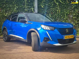 Peugeot E-2008 EV GT Pack 50 kWh 3 Fase | Pano | Stoelverw | Camera