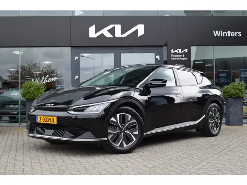 Kia Ev6 Light Edition 58 kWh 100% SOH | Trekhaak | Stuur + Stoelverwarming | Navigatie | Camera | To